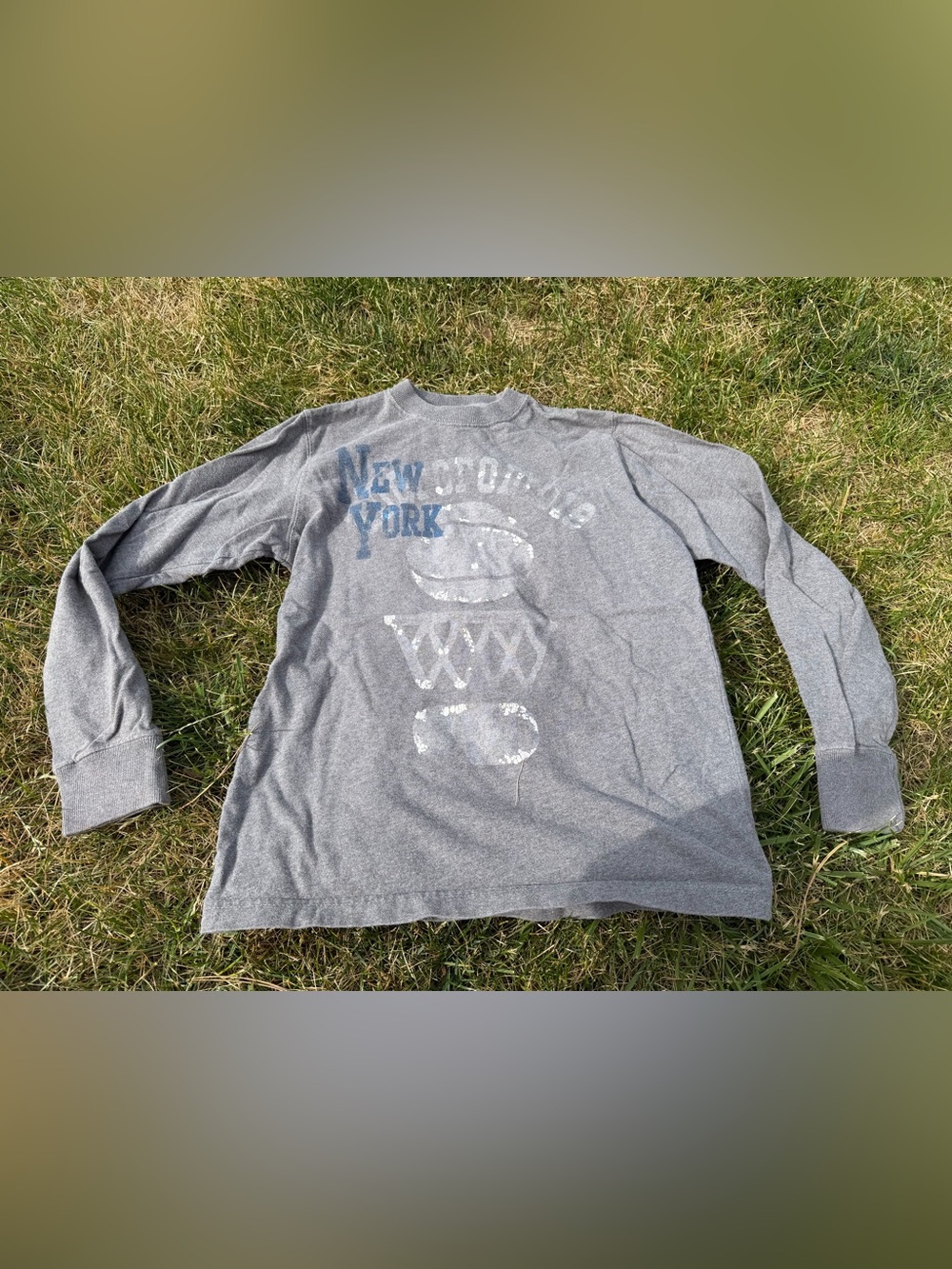 Abercrombie Kids 90s style long sleeve size xl